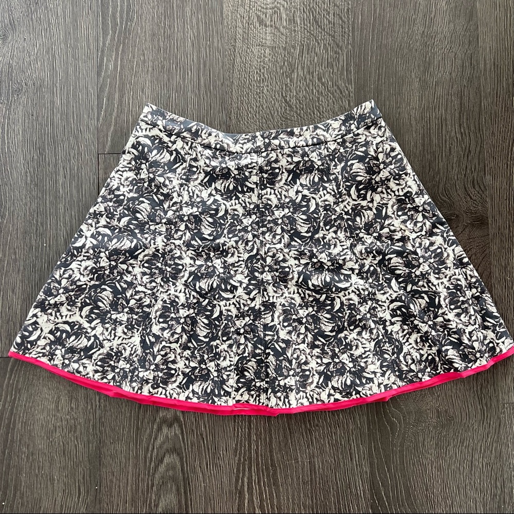 Club Monaco circle skirt, SZ 4